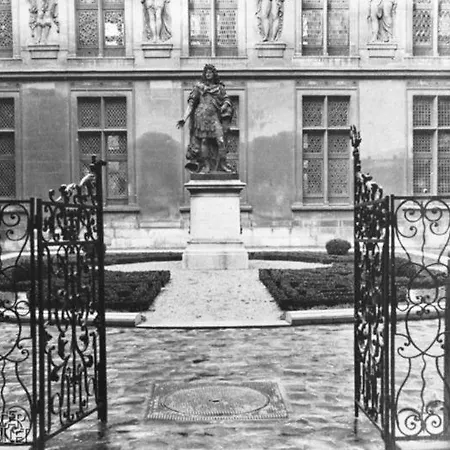 Historical Marais *